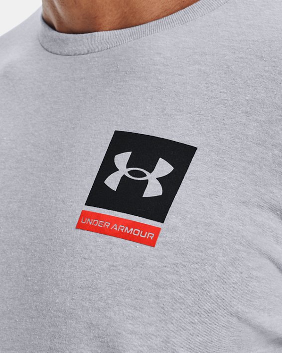 男士UA 21230 Photoreal短袖T恤, Gray, pdpMainDesktop image number 3